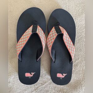 Vineyard Vines Navy/ Pink Flip Flops with Pink Whale-Print Straps Wmns 10